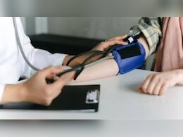 ब्लड प्रेशर 90/60 mmhg पहुंच जाए तो तुरंत करें ये 3 काम, आयुर्वेदिक डॉक्टर ने बताया Low BP हो सकता है खतरनाक ब्लड प्रेशर 90/60 mmhg पहुंच जाए तो तुरंत करें ये 3 काम, आयुर्वेदिक डॉक्टर ने बताया Low BP हो सकता है खतरनाक