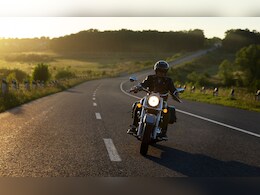 बाइक चलाते हुए ये गलती की तो कभी नहीं बन पाएंगे पिता! 99 फीसदी लोग नहीं जानते ये बात बाइक चलाते हुए ये गलती की तो कभी नहीं बन पाएंगे पिता! 99 फीसदी लोग नहीं जानते ये बात