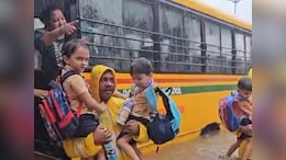 Video: Mumbai School Bus Shut Down On Flooded Road, Cops Come To Rescue