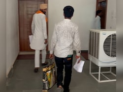 Baby Dies At Hospital, Father Reaches Government Office With Body In Bag