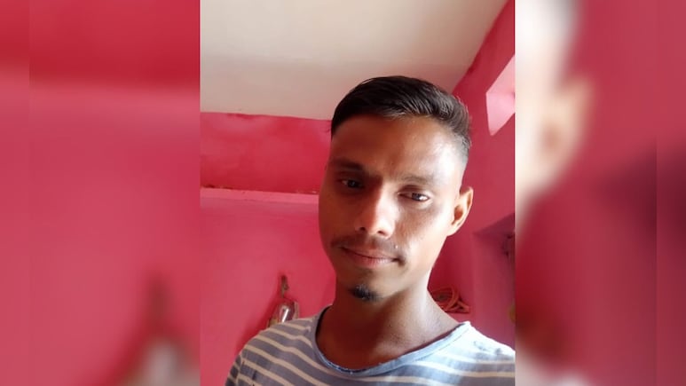 पोकलेन की चपेट में आया युवक, तीन हिस्सों में मिला; शव के टुकड़े देख साथी के उड़े होश पोकलेन की चपेट में आया युवक, तीन हिस्सों में मिला; शव के टुकड़े देख साथी के उड़े होश