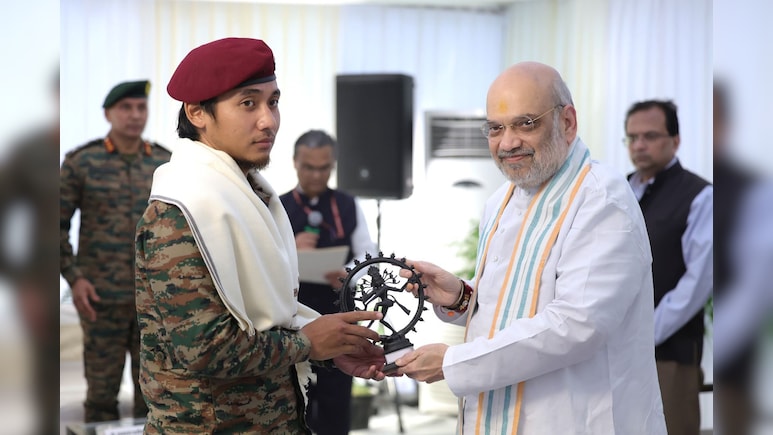 ऑपरेशन महादेव में पहलगाम के कातिलों को मारने वाले जवानों से मिले अमित शाह, किया सम्मानित