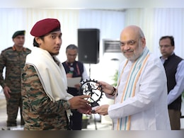 ऑपरेशन महादेव में पहलगाम के कातिलों को मारने वाले जवानों से मिले अमित शाह, किया सम्मानित ऑपरेशन महादेव में पहलगाम के कातिलों को मारने वाले जवानों से मिले अमित शाह, किया सम्मानित