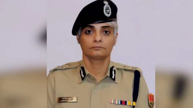 राजस्थान कैडर की आईपीएस बिनीता ठाकुर को मिली केंद्रीय नियुक्ति, CISF में होंगी एडीजी राजस्थान कैडर की आईपीएस बिनीता ठाकुर को मिली केंद्रीय नियुक्ति, CISF में होंगी एडीजी