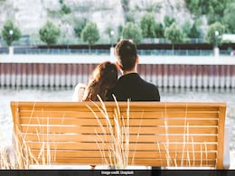 From "Shrekking" To "Banksying", 10 Bizarre Modern Dating Trends Popular Among Younger Generations From "Shrekking" To "Banksying", 10 Bizarre Modern Dating Trends Popular Among Younger Generations