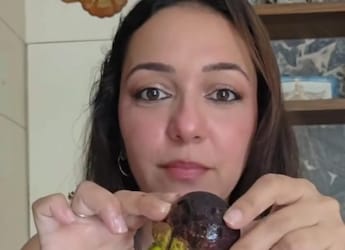Actress Nauheed Cyrusi Shows How To Find A Perfectly Ripe Mangosteen