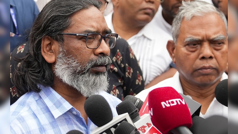 बिहार में चुनाव लड़ने की तैयारी में JMM, छह सीटों पर कैंडिडेट उतार सकती है बिहार में चुनाव लड़ने की तैयारी में JMM, छह सीटों पर कैंडिडेट उतार सकती है