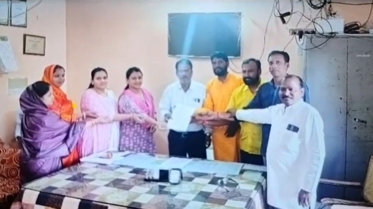 MP News: एमपी में भाजपा को लगा बड़ा झटका, यहां एक साथ 8 पार्षदों ने वापस लिया  समर्थन