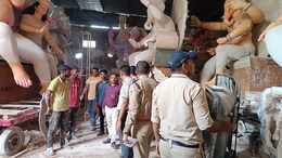 10 फीट से ऊंची गणेश प्रतिमाओं के परिवहन पर लगी रोक, बुरहानपुर में अटकीं 40 मूर्तियां, इसलिए प्रशासन ने जारी किया सख्त आदेश