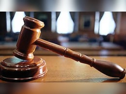 Man Throws Rice During Court Proceedings In Delhi, Black Magic Suspected Man Throws Rice During Court Proceedings In Delhi, Black Magic Suspected