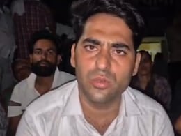 Rajasthan: वकीलों के साथ विवाद, तहसीलदार ने 'काले कोट वाले सब गुंडे हैं' वाली टिप्पणी पर मांगी माफ़ी  Rajasthan: वकीलों के साथ विवाद, तहसीलदार ने 'काले कोट वाले सब गुंडे हैं' वाली टिप्पणी पर मांगी माफ़ी