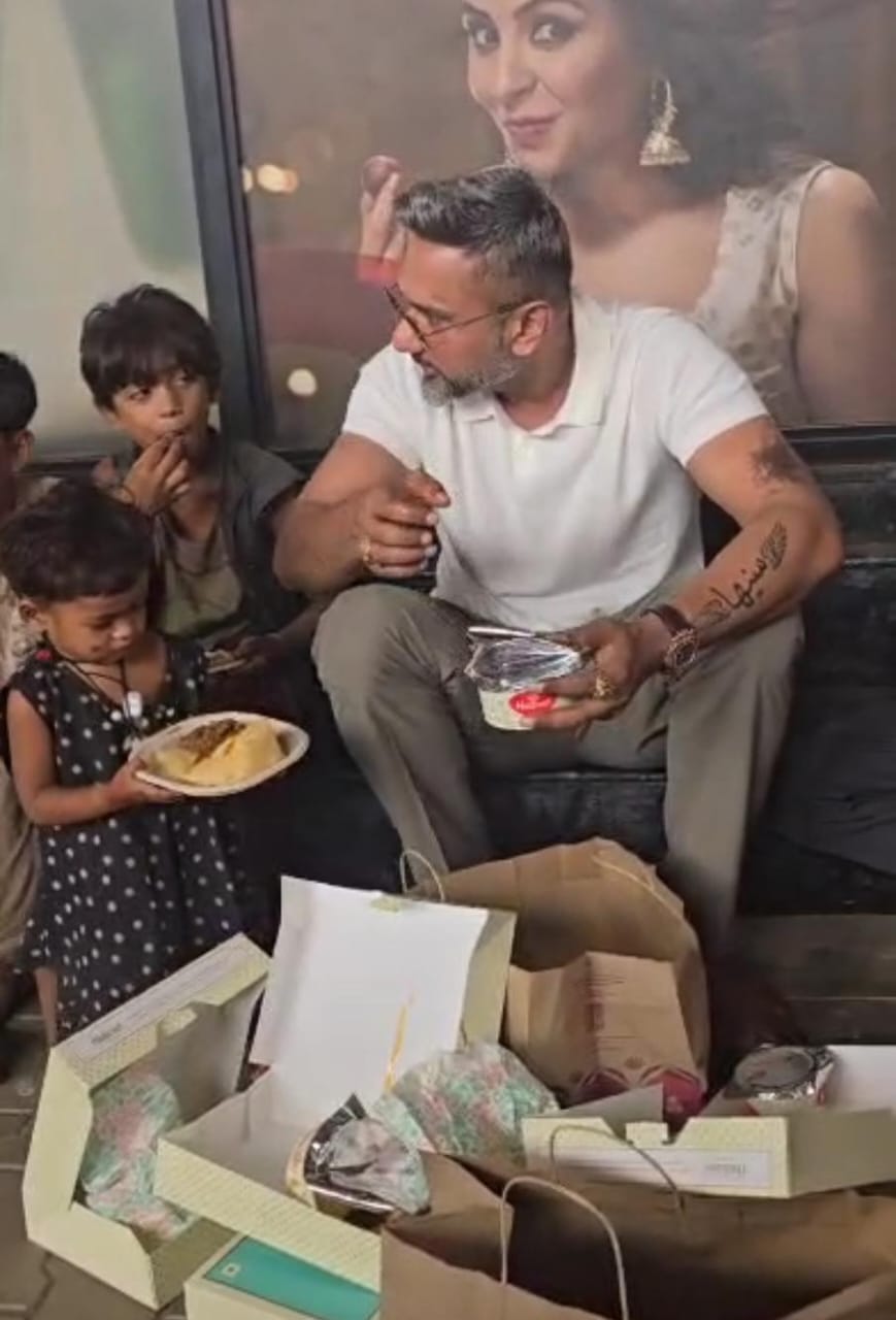 गुपचुप नोएडा पहुंचे पॉपस्‍टार हनी सिंह, सेक्‍टर 63 में गरीब बच्‍चों के साथ किया एक खास काम 