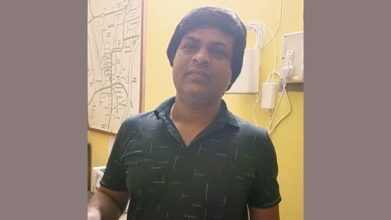 'Munna Bhai MBBS', Who Performed Over 50 C-Sections, Arrested While Operating 'Munna Bhai MBBS', Who Performed Over 50 C-Sections, Arrested While Operating