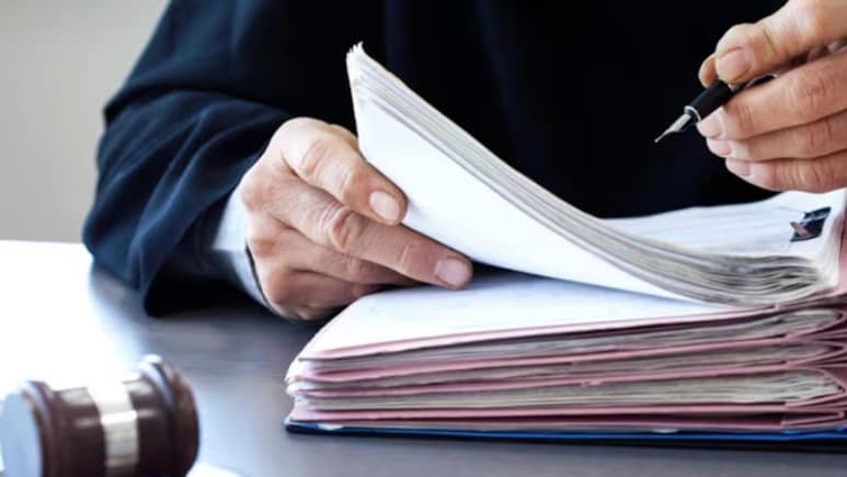 Thane Tribunal Orders Rs 49.46 Lakh Compensation To Parents Of Techie Killed In 2019 Thane Tribunal Orders Rs 49.46 Lakh Compensation To Parents Of Techie Killed In 2019