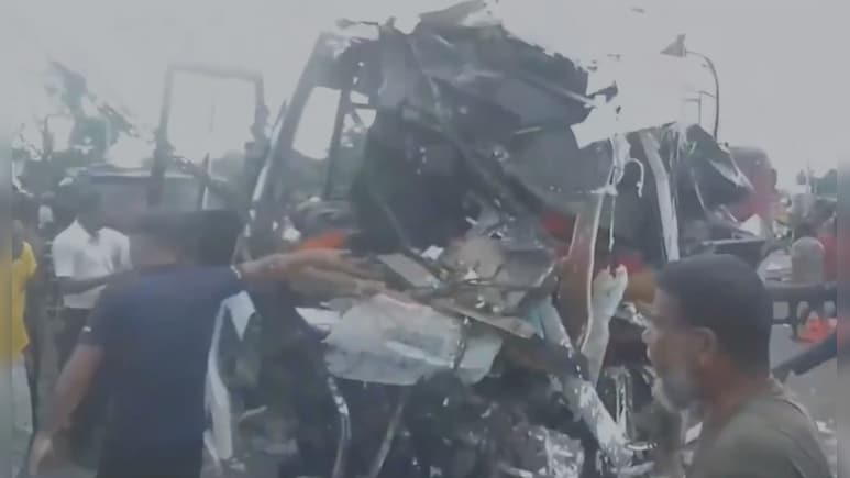 बर्धमान में बड़ा हादसा, गंगासागर से स्नान कर लौट रहे मोतिहारी के 11 श्रद्धालुओं की मौत, 35 घायल