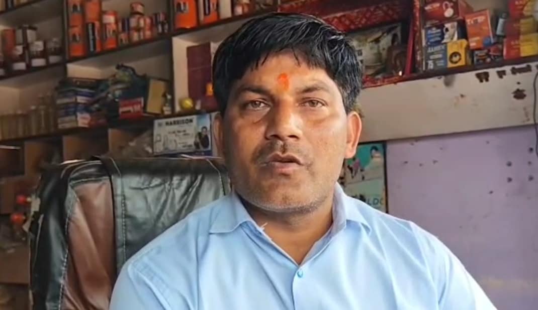 वार्ड क्रमांक-9 के बीजेपी पार्षद पति लाला राम लोढ़ा वार्ड क्रमांक-9 के बीजेपी पार्षद पति लाला राम लोढ़ा