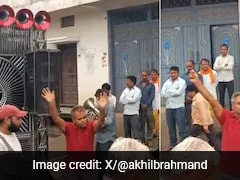 Madhya Pradesh Man Fulfils Friend's Last Wish, Dances At His Funeral, Heart-Touching Video Goes Viral