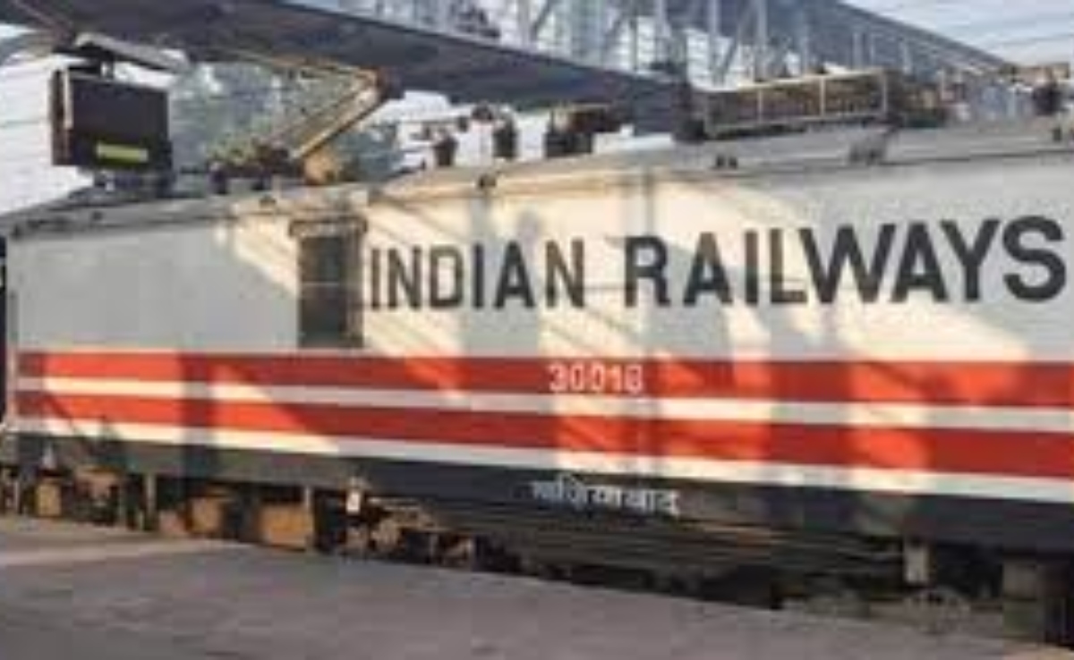 संसद के शोर में गुम हो गए रेलवे के बड़े सुधार