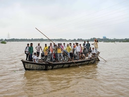 यूपी में बाढ़ से निपटने के लिए सीएम योगी की टीम 11, जानें इसके बारे में  यूपी में बाढ़ से निपटने के लिए सीएम योगी की टीम 11, जानें इसके बारे में