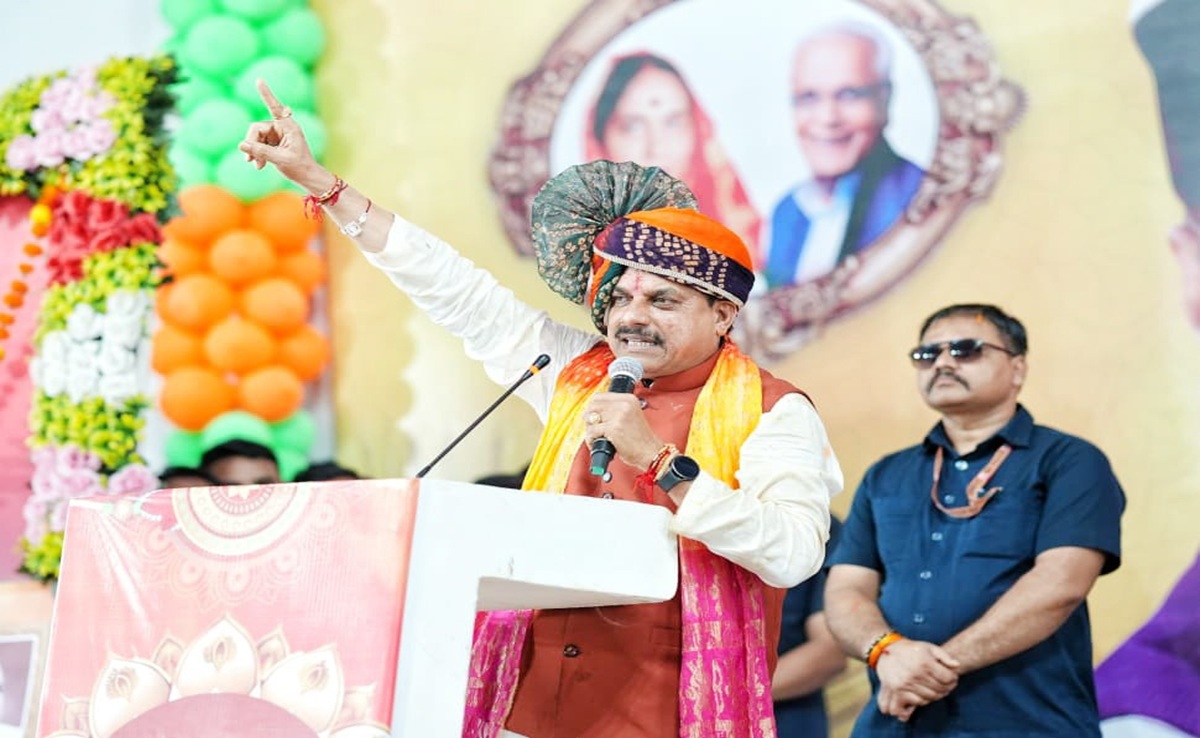 CM मोहन की दो टूक; लव जिहाद व ड्रग माफिया पर कसेंगे शिकंजा, अपराधियों को लगाएंगे&nbsp;ठिकाने, लाडली बहनों को सौगात