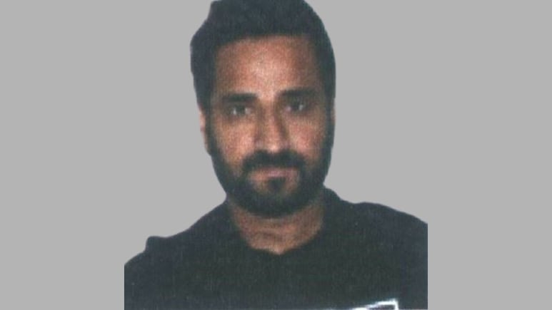 Indian Fugitive In Bank Fraud Case Deported From UAE, Brought To Delhi Indian Fugitive In Bank Fraud Case Deported From UAE, Brought To Delhi
