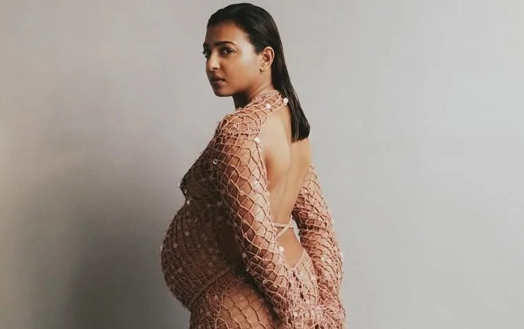 Radhika Apte On How Bollywood Was "Insensitive" About Her Pregnancy: "An Indian Producer Wasn't Happy About It"