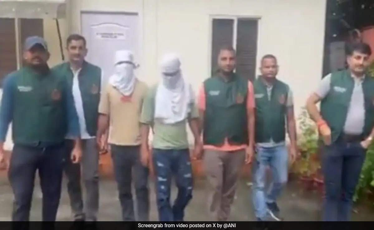 Two arrested in Elvish Yadav's residence firing case, linked to gang