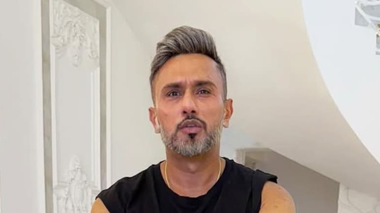 How Honey Singh Lost 18 Kg In Just One Month: Inside The Singer's Weight Loss Journey How Honey Singh Lost 18 Kg In Just One Month: Inside The Singer's Weight Loss Journey