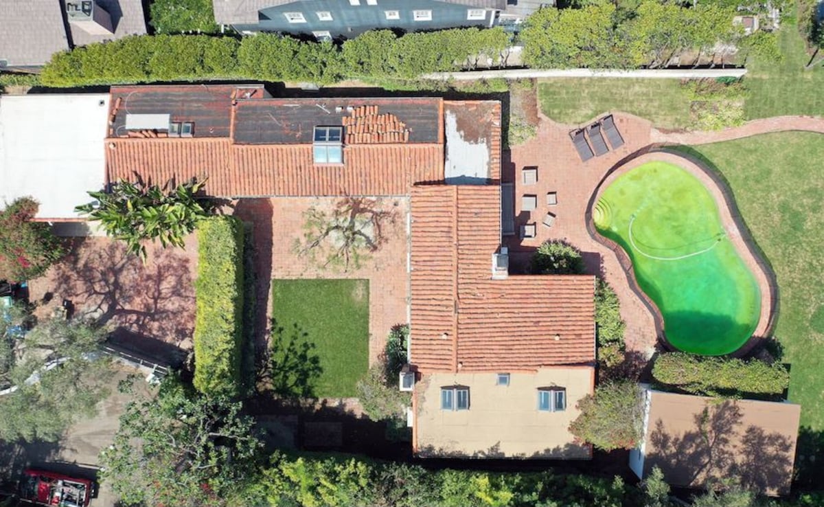 Marilyn Monroe's Home Faces Demolition In Battle Over Landmarks