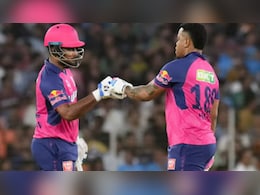 विश्व क्रिकेट का वह खिलाड़ी जो टीम मीटिंग में सोता और मैदान में जाकर तूफानी पारी खेलता है विश्व क्रिकेट का वह खिलाड़ी जो टीम मीटिंग में सोता और मैदान में जाकर तूफानी पारी खेलता है