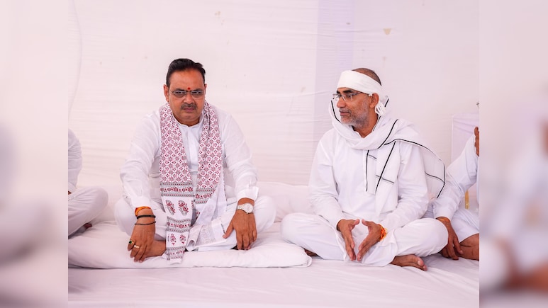 CM भजनलाल शर्मा का जैसलमेर दौरा, पूर्व सांसद कर्नल सोनाराम को आवास पर दी श्रद्धांजलि  