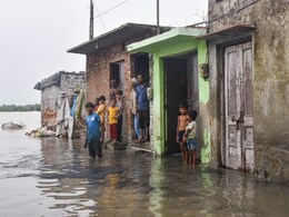 बिहार में बाढ़ जैसी आपदा से निपटने के लिए अलर्ट पर NDRF की 14 टीम