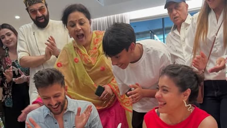 Unseen Pics From Kajol's 51st Birthday Celebrations. Courtesy, Ishita Dutta Unseen Pics From Kajol's 51st Birthday Celebrations. Courtesy, Ishita Dutta