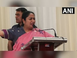 न डरूंगी, न थकूंगी और न हारूंगी... हमले के बाद पहली सभा में दिल्ली CM रेखा गुप्ता ने भरी हुंकार न डरूंगी, न थकूंगी और न हारूंगी... हमले के बाद पहली सभा में दिल्ली CM रेखा गुप्ता ने भरी हुंकार