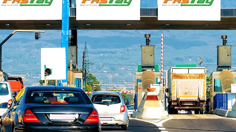 FASTag Annual Toll Pass: एक साल में 200 ट्रिप पूरी होने के बाद क्या लेना होगा दूसरा पास? यहां जाने नए नियम