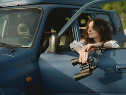 Alone On A Trip And Not Loving It? These 7 Small Habits Can Fix That Alone On A Trip And Not Loving It? These 7 Small Habits Can Fix That