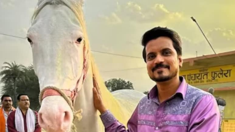 पंचायत के दामाद जी ने छोड़ी सिगरेट, बताया 21 दिन में कैसे बदली जिंदगी