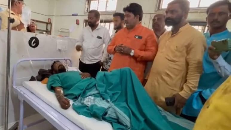 Solapur News: रोहित पवारांनी Video कॉल केला, माफी मागायला लावली, पडळकरांच्या कार्यकर्त्याने आपबिती सांगितली