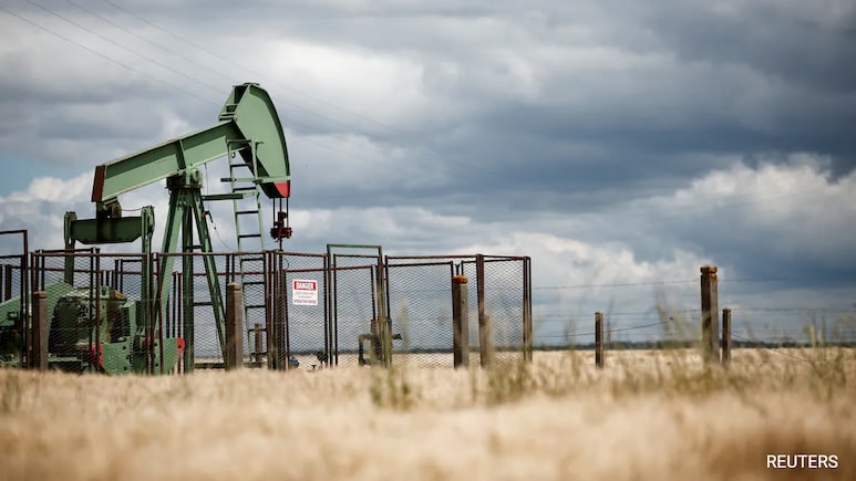 Chinese Refiners Sweep Up Russian Oil After Indian Demand Falls: Analysts