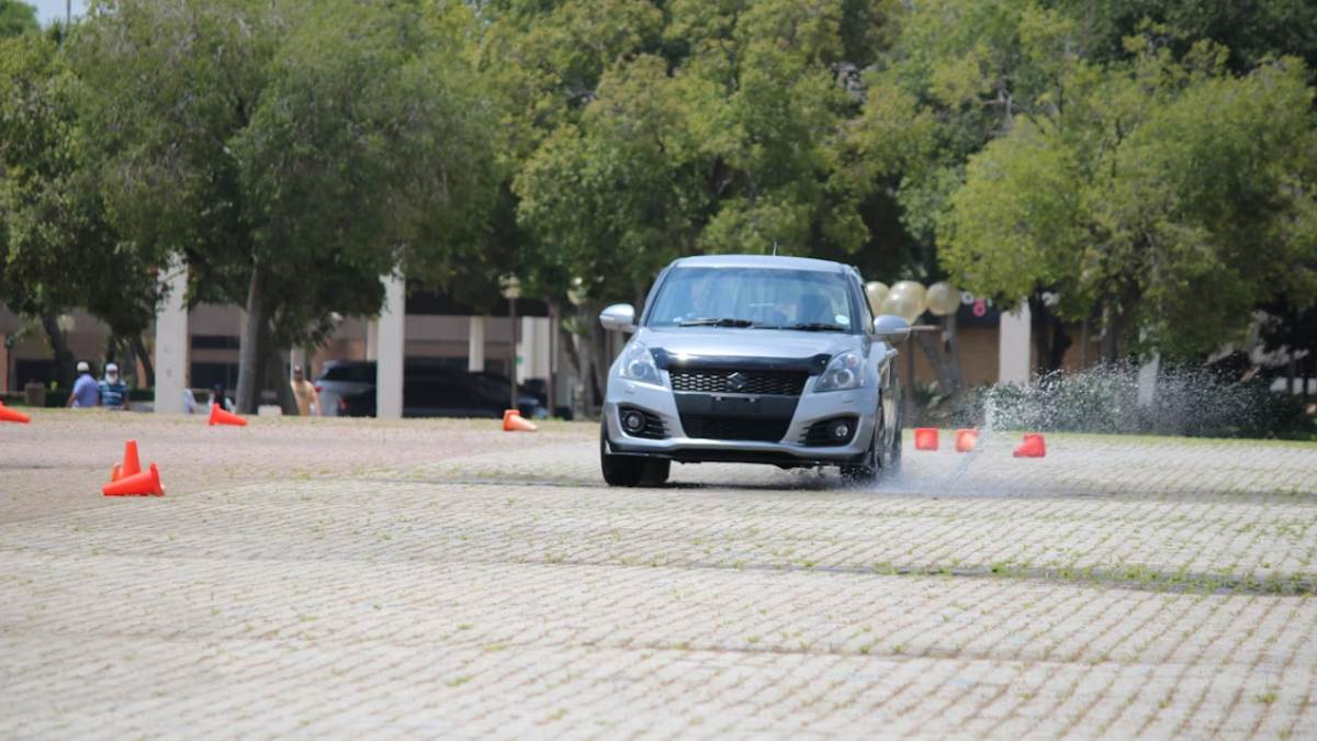 ड्राइविंग लाइसेंस टेस्ट में अब आप पर रहेगी AI की नजरें, 100 में से 60 नंबर लाने होंगे!