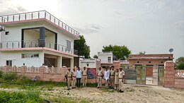 बाड़मेर में राजस्थान पुलिस की बड़ी कार्रवाई, 2.5 करोड़ की संपत्ति समेत घर-प्लाट सब किया फ्रिज
