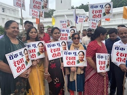 दिल्ली शिक्षा बिल पर समर्थन में विधानसभा में आए पैरेंट्स, आतिशी ने कहा- 'ये बीजेपी के लोग...' दिल्ली शिक्षा बिल पर समर्थन में विधानसभा में आए पैरेंट्स, आतिशी ने कहा- 'ये बीजेपी के लोग...'