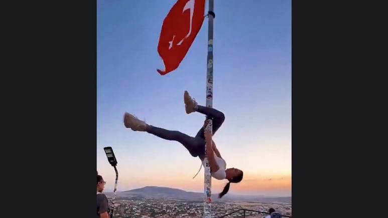 Tourist In Hot Water For Pole Dance On Turkish Flagpole