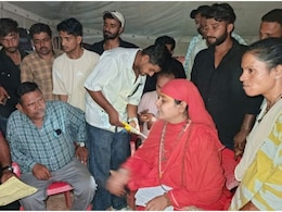 राजस्थान के मशहूर तेजाजी पशु मेले में 'गौरक्षकों' ने मचाया बवाल, पुलिस ने खदेड़ा, साध्वी समेत कई हिरासत में राजस्थान के मशहूर तेजाजी पशु मेले में 'गौरक्षकों' ने मचाया बवाल, पुलिस ने खदेड़ा, साध्वी समेत कई हिरासत में