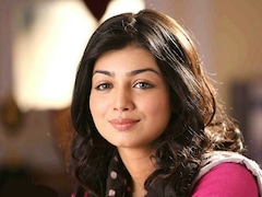 वॉन्टेड एक्ट्रेस आयशा टाकिया की 4 लेटेस्ट फोटो, मना रही हैं 40वां जन्मदिन, शादी के लिए अपनाया इस्लाम, छोड़ी फिल्मी दुनिया