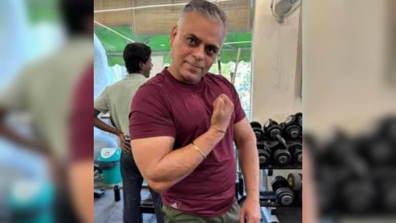 20 साल से नहीं पी थी शराब-सिगरेट, रोज जाता था शख्स जिम, फिर भी आया कार्डियक अरेस्ट 20 साल से नहीं पी थी शराब-सिगरेट, रोज जाता था शख्स जिम, फिर भी आया कार्डियक अरेस्ट