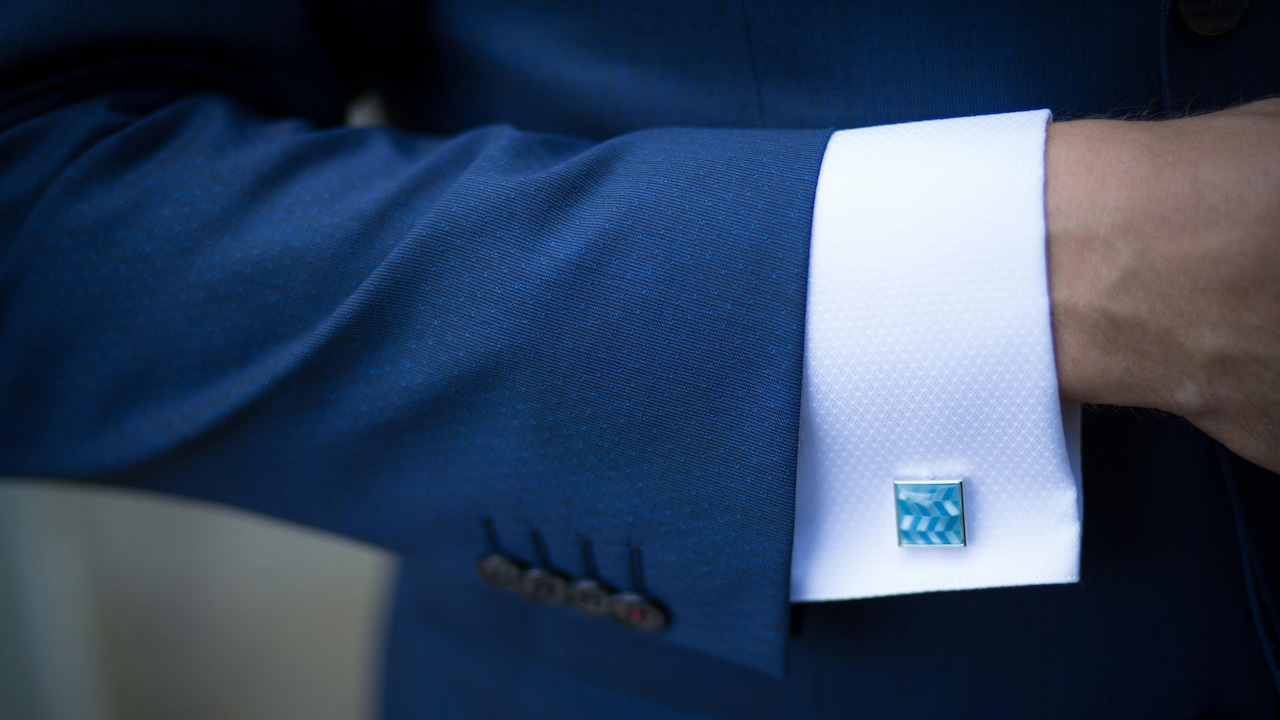 Personalised cufflinks engraved with initials make ideal gifts for weddings, promotions, or anniversaries.