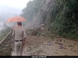 Video: 50 Metres Road On Chandigarh-Manali Highway Damaged After Landslide Video: 50 Metres Road On Chandigarh-Manali Highway Damaged After Landslide