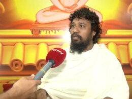 Mumbai News : "देवेंद्र फडणवीस यांच्या विरोधात जैन समाज नाराज होतोय", जैन मुनी निलेशचंद्रांचं वक्तव्य