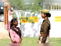 खुशखबरी! UP पुलिस में दरोगा बनने के लिए अब डिग्री जरूरी नहीं, बस इस एक डॉक्यूमेंट से भरें फॉर्म खुशखबरी! UP पुलिस में दरोगा बनने के लिए अब डिग्री जरूरी नहीं, बस इस एक डॉक्यूमेंट से भरें फॉर्म